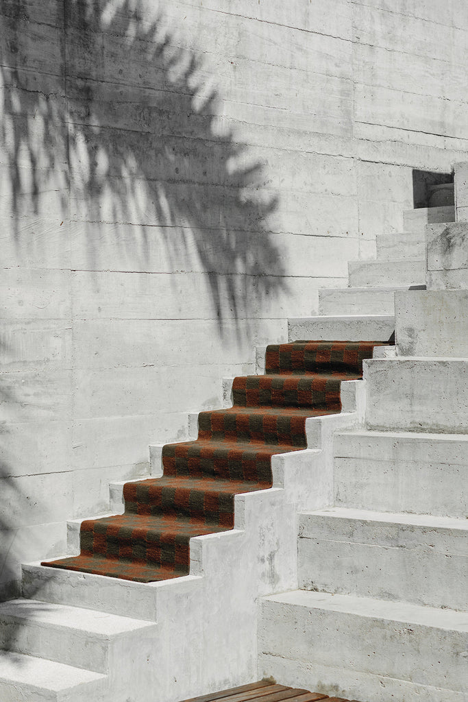 Forma #1 Pasillo | Burgundy & Natural Brown