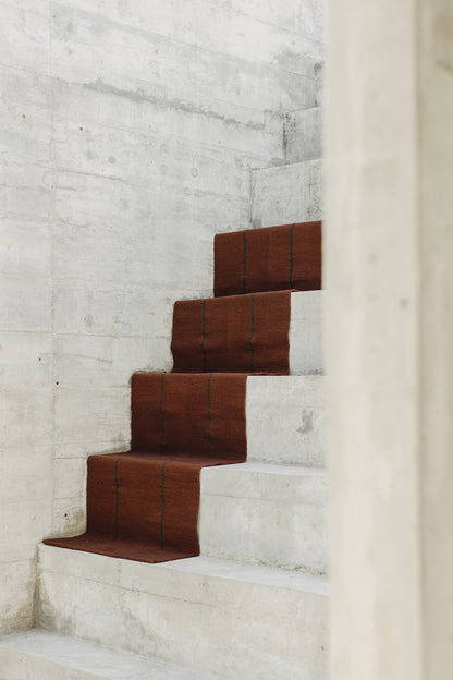 Forma #3 Pasillo | Malbec & Marrón Natural