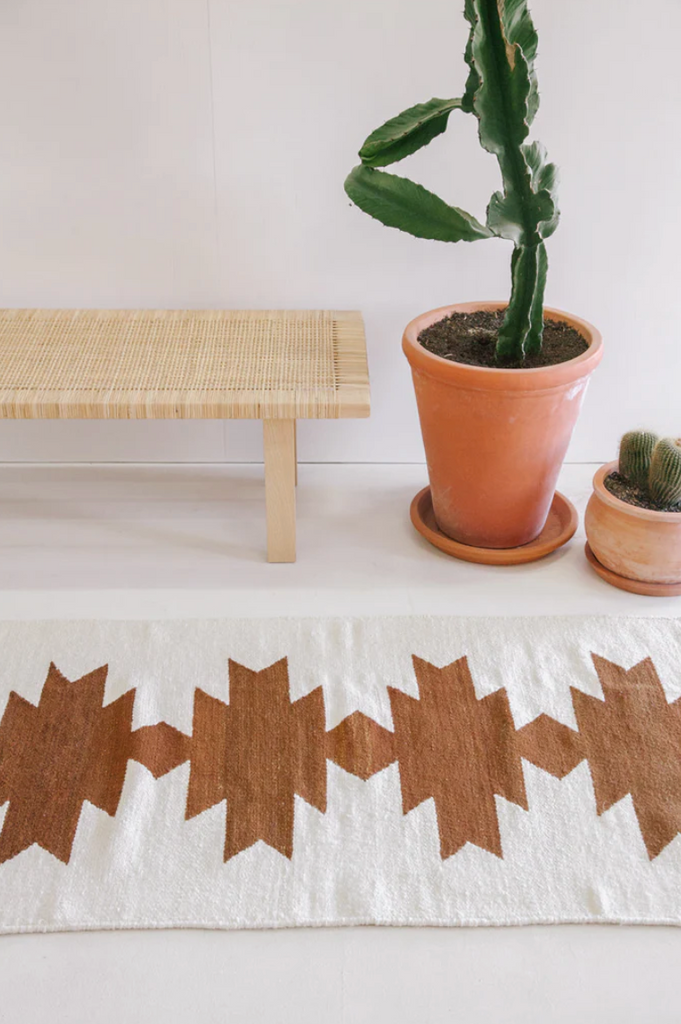 Elvira Pasillo | Natural & Latte