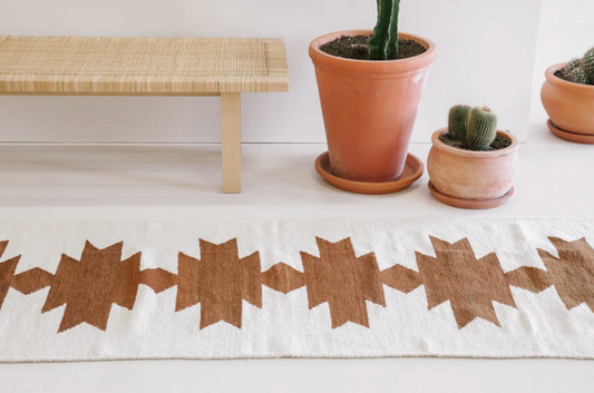 Elvira Pasillo |  Natural & Latte