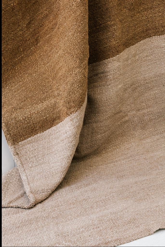 Luz | Sand & Latte
