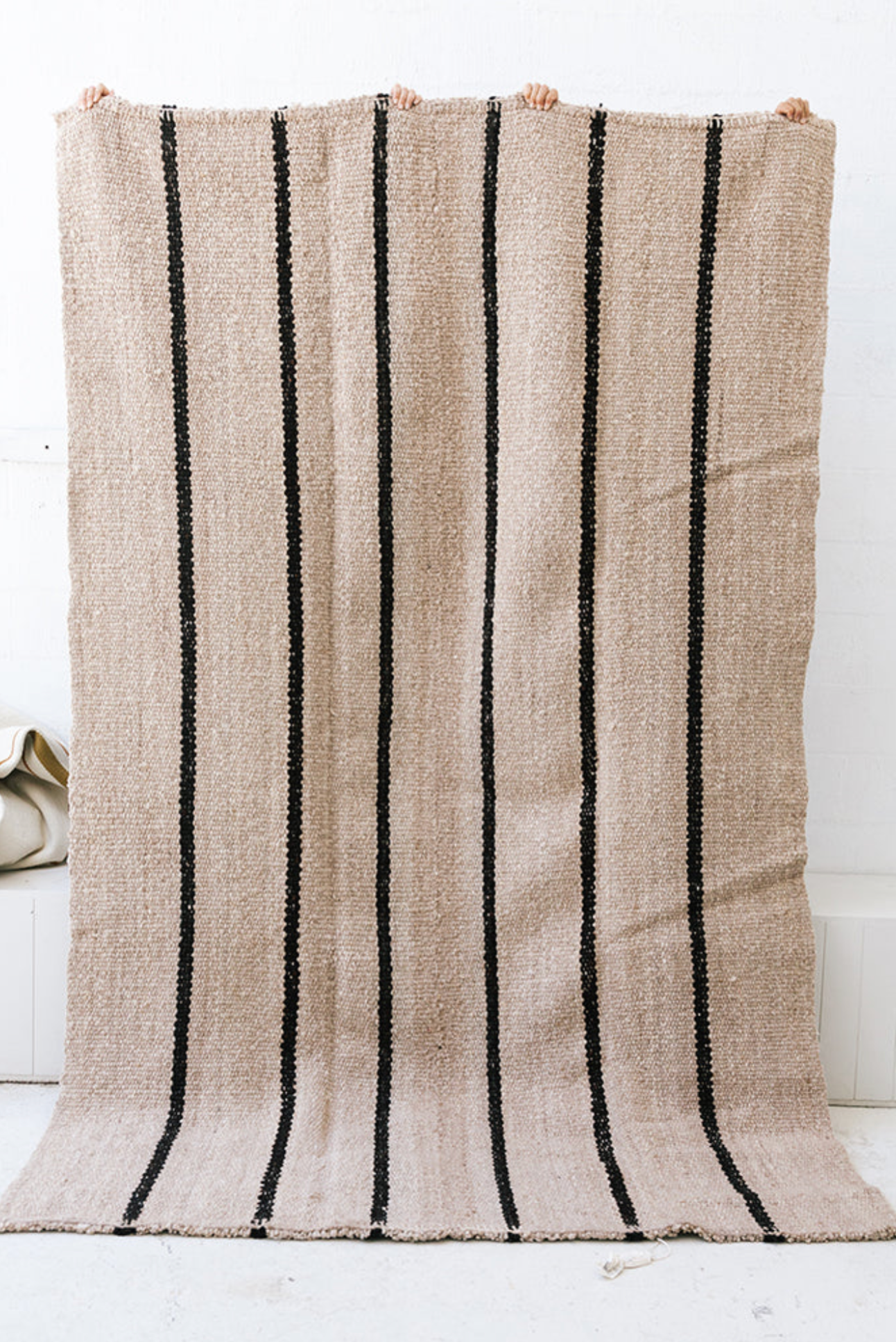 Tomasa | Arena & Negro