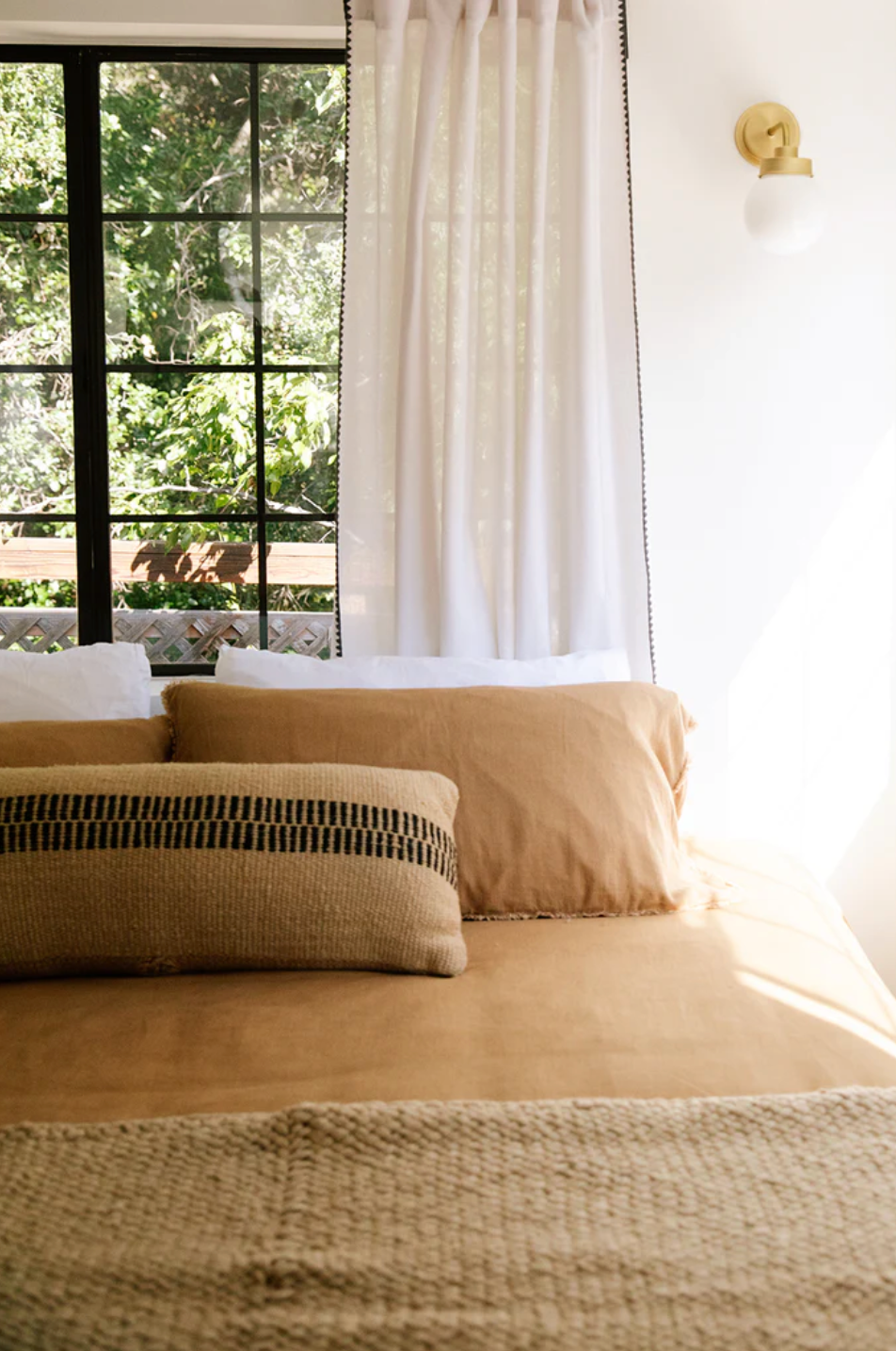 Almohadón Rosana Lumbar XL | Sand & Black