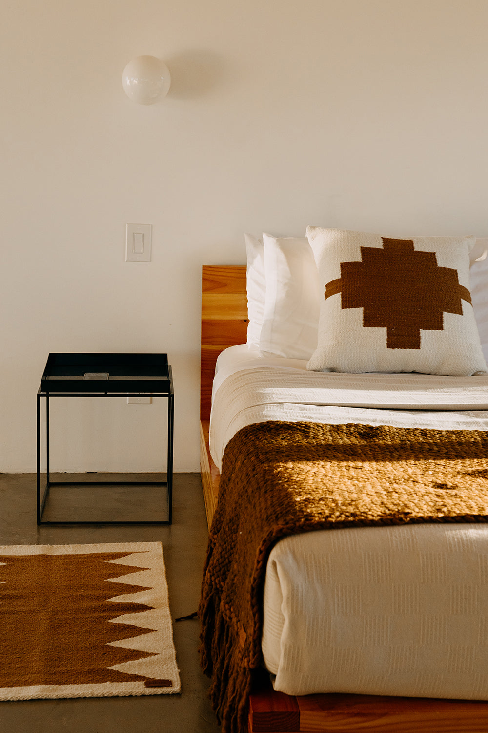 Almohadón Etnico #1 | Natural & Latte