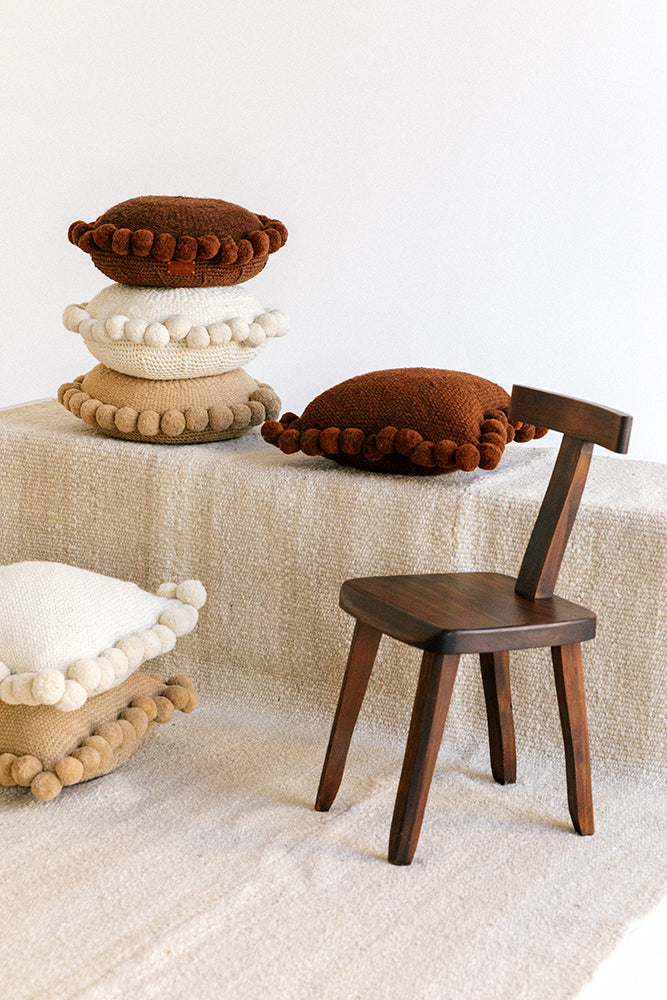 Almohadón Clásico Pom Pom Grande | Rust