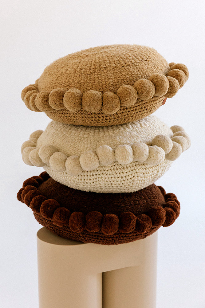 Almohadón Clásico Pom Pom Grande | Natural