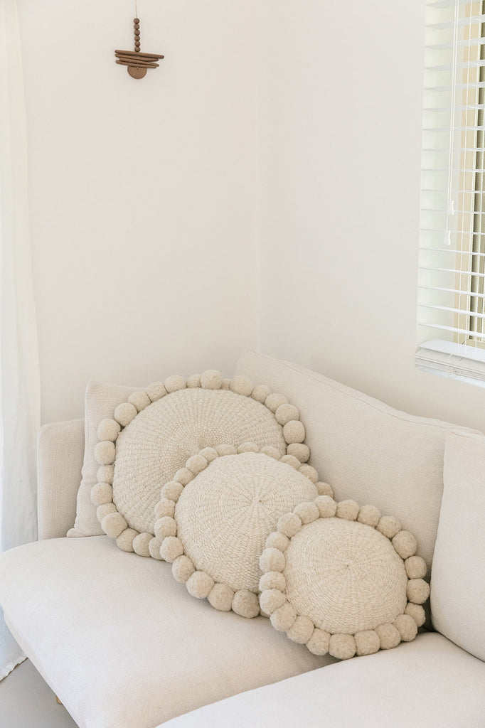 Almohadón Clásico Pom Pom Mini | Natural