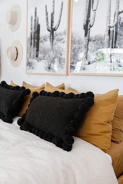 Almohadón Clásico Lumbar #2 | Negro