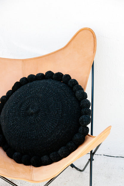 Almohadón Clásico Grande #1 | Negro