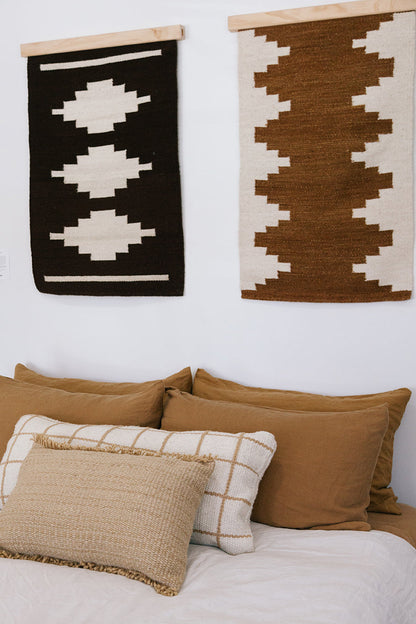 Almohadón Clásico Flecos Lumbar | Arena