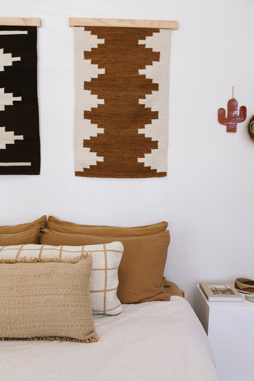 Almohadón Clásico Flecos Lumbar | Arena