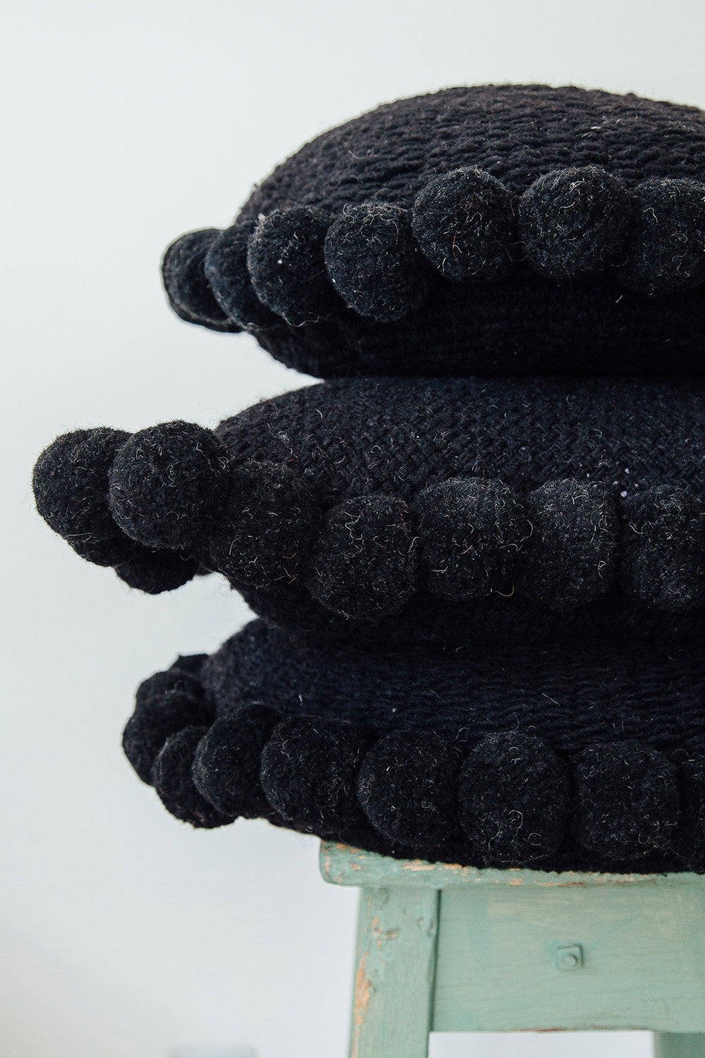 Almohadón Clásico #2 | Negro