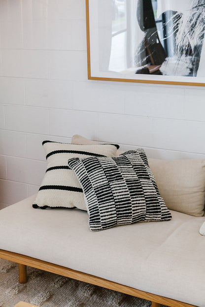 Almohadón Lara | Natural & Negro