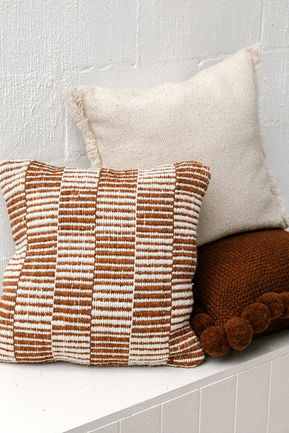 Almohadón Lara | Chocolate & Natural