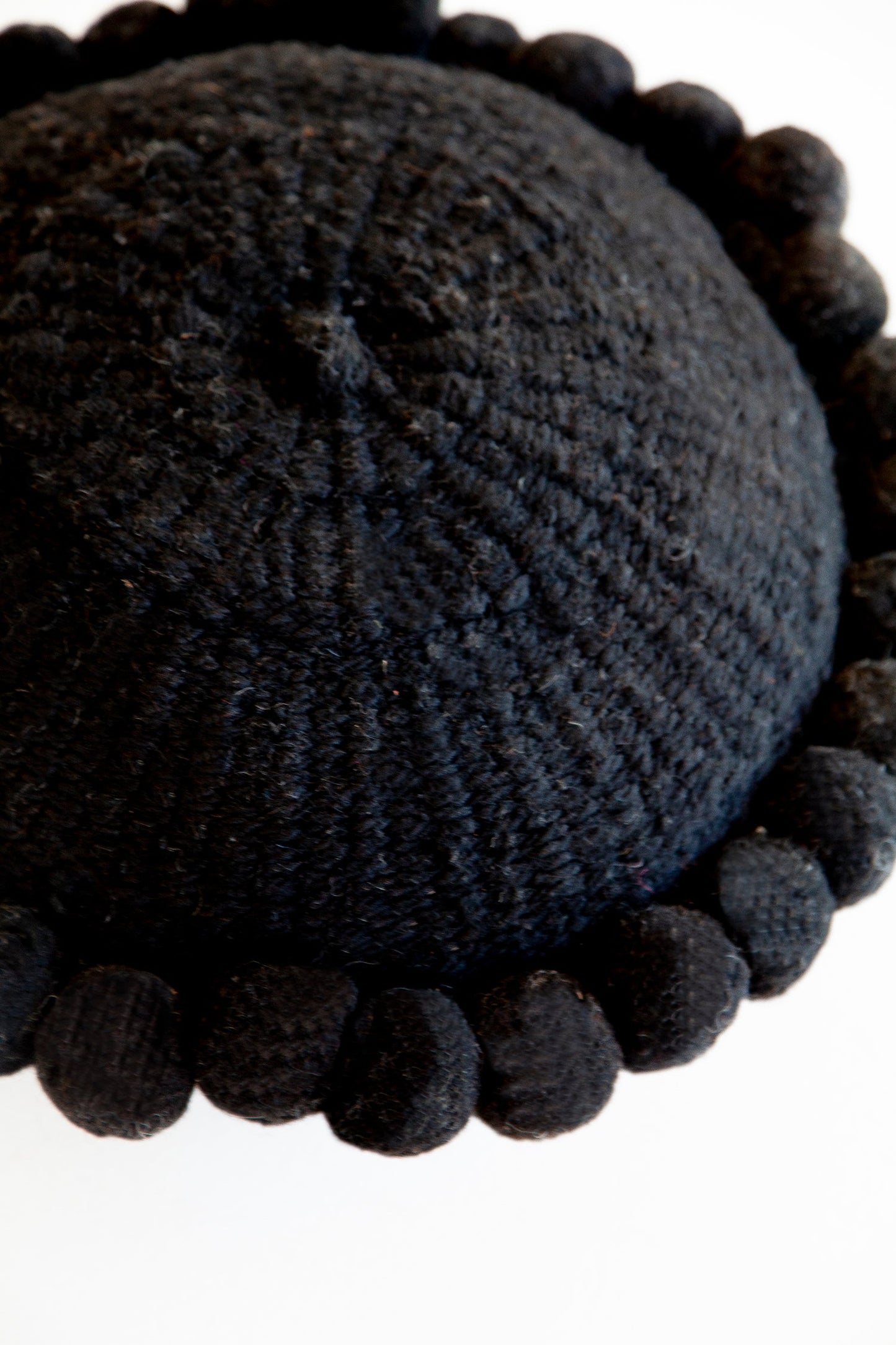 Almohadón Clásico Mediano #1 | Negro