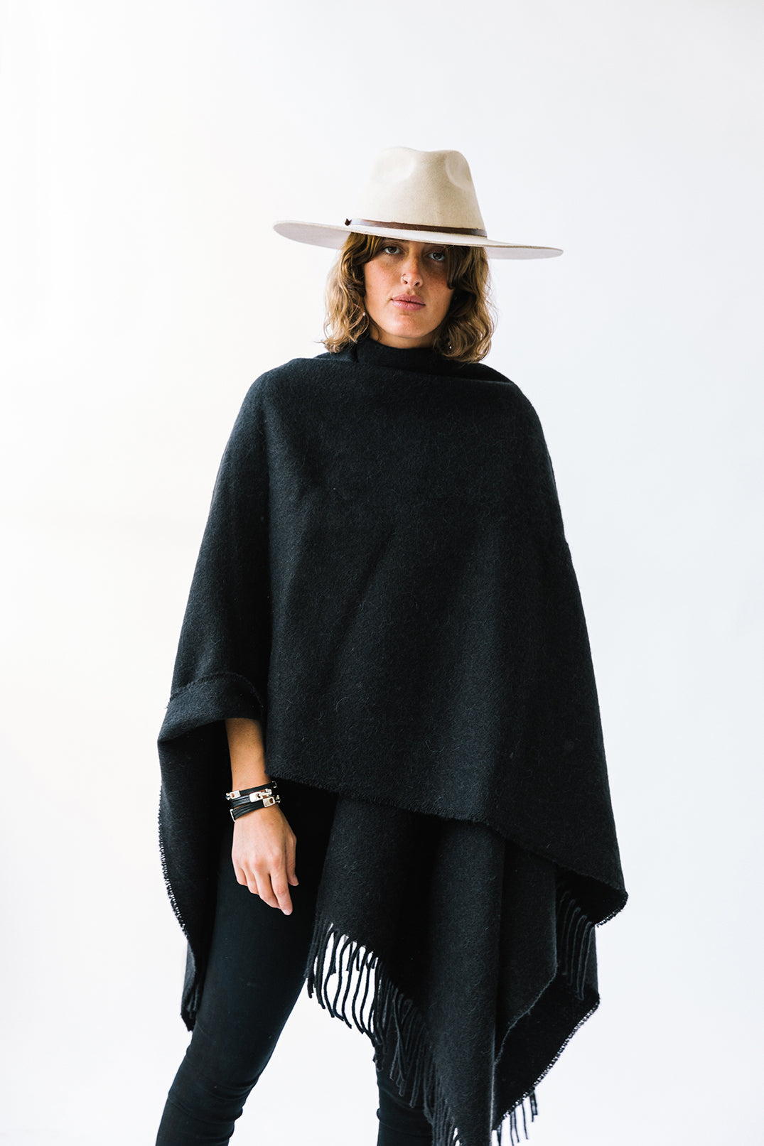 Pampa Poncho | Black