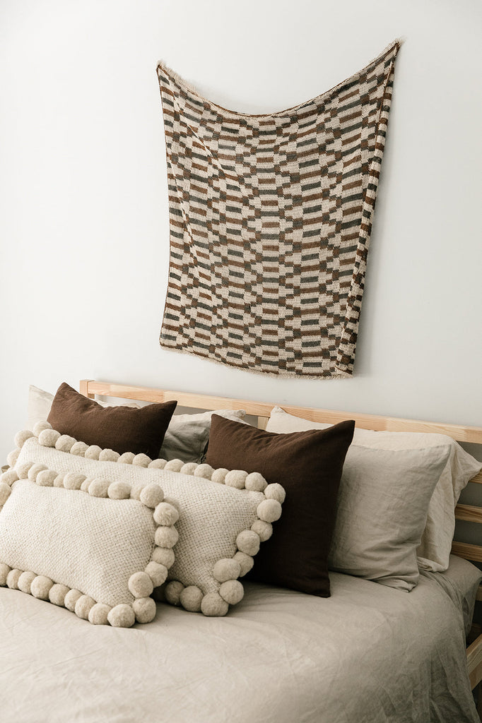 Almohadón Clásico Pom Pom Lumbar XL | Natural